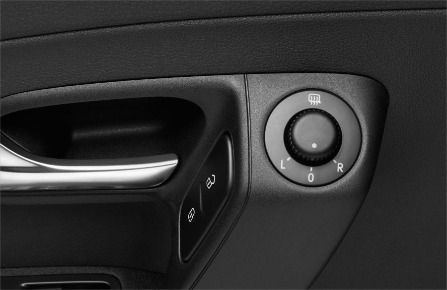  Volkswagen Polo Sedan 2010 года  (фото 46 из 123)